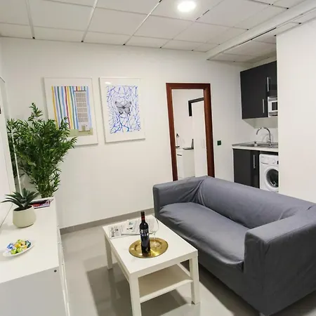Carreteria Center * Malaga