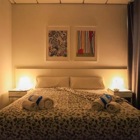 Carreteria Center Apartment *